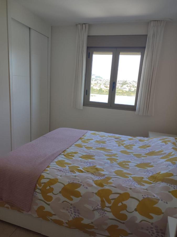 Carlos Larimar Apartment